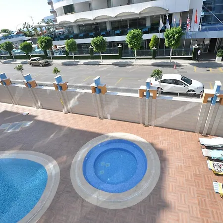 Feriehus Aqua Diamond Residence *